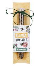 Blumensamen im Reagenzglas