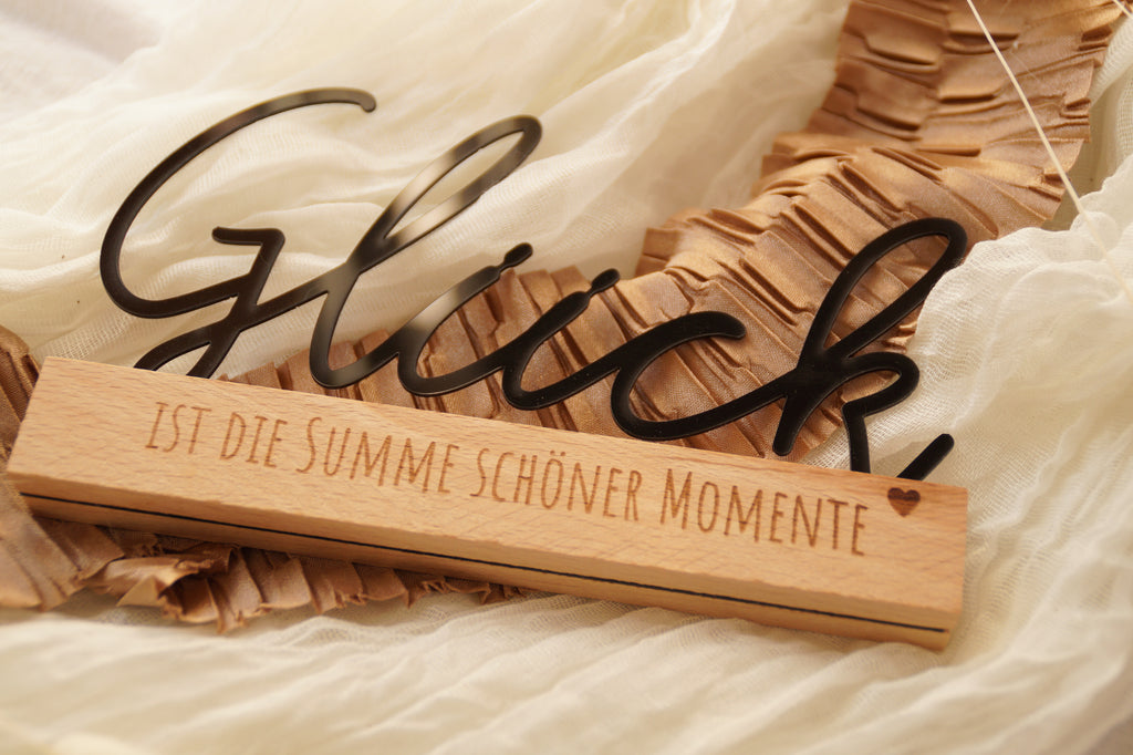 Dekoschriftzug "Glück"