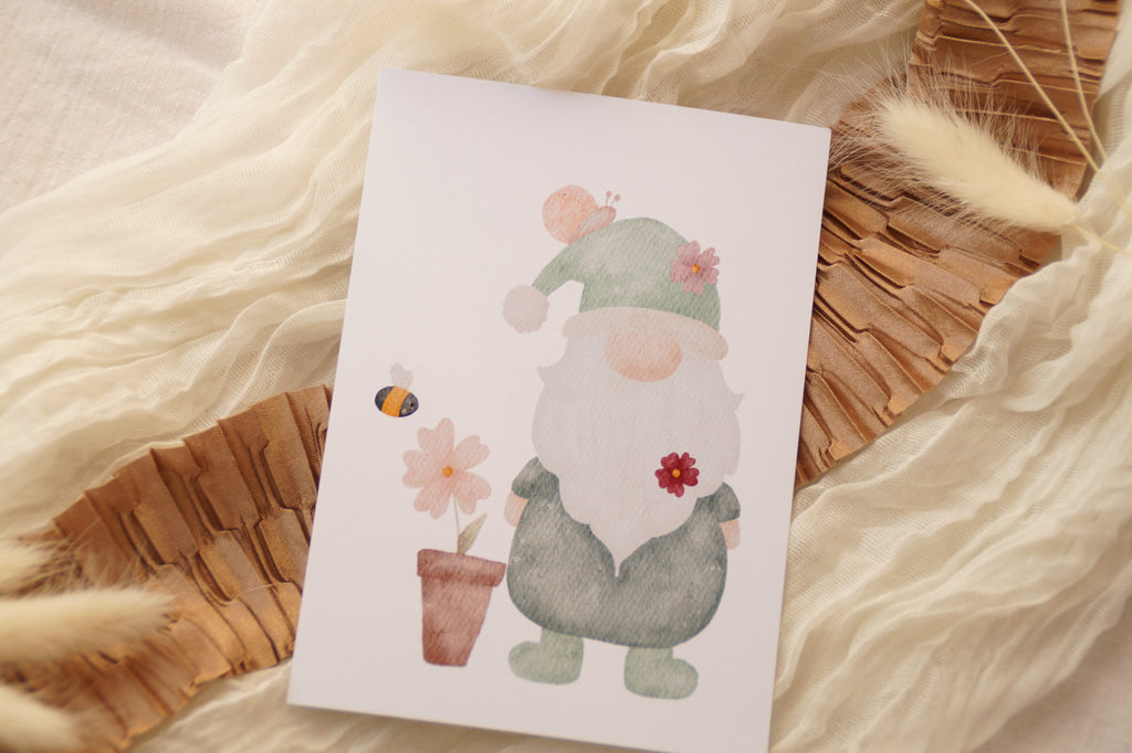 Postkarte "Wichtel mit Schnecke"