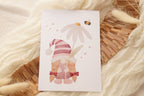 Postkarte "Wichtel mit Blume"