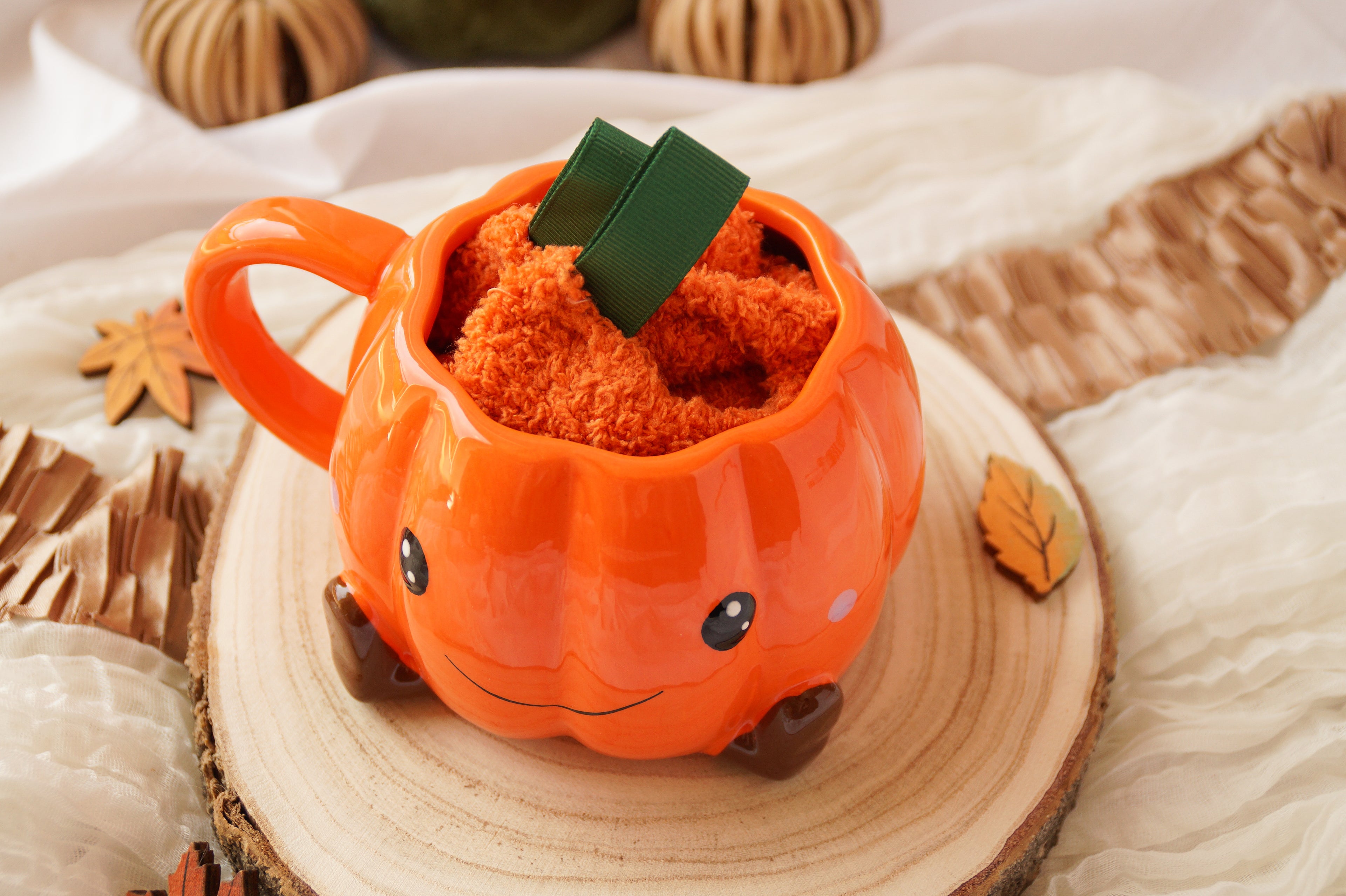 Tasse Pumpkin mit Kuschelsocken