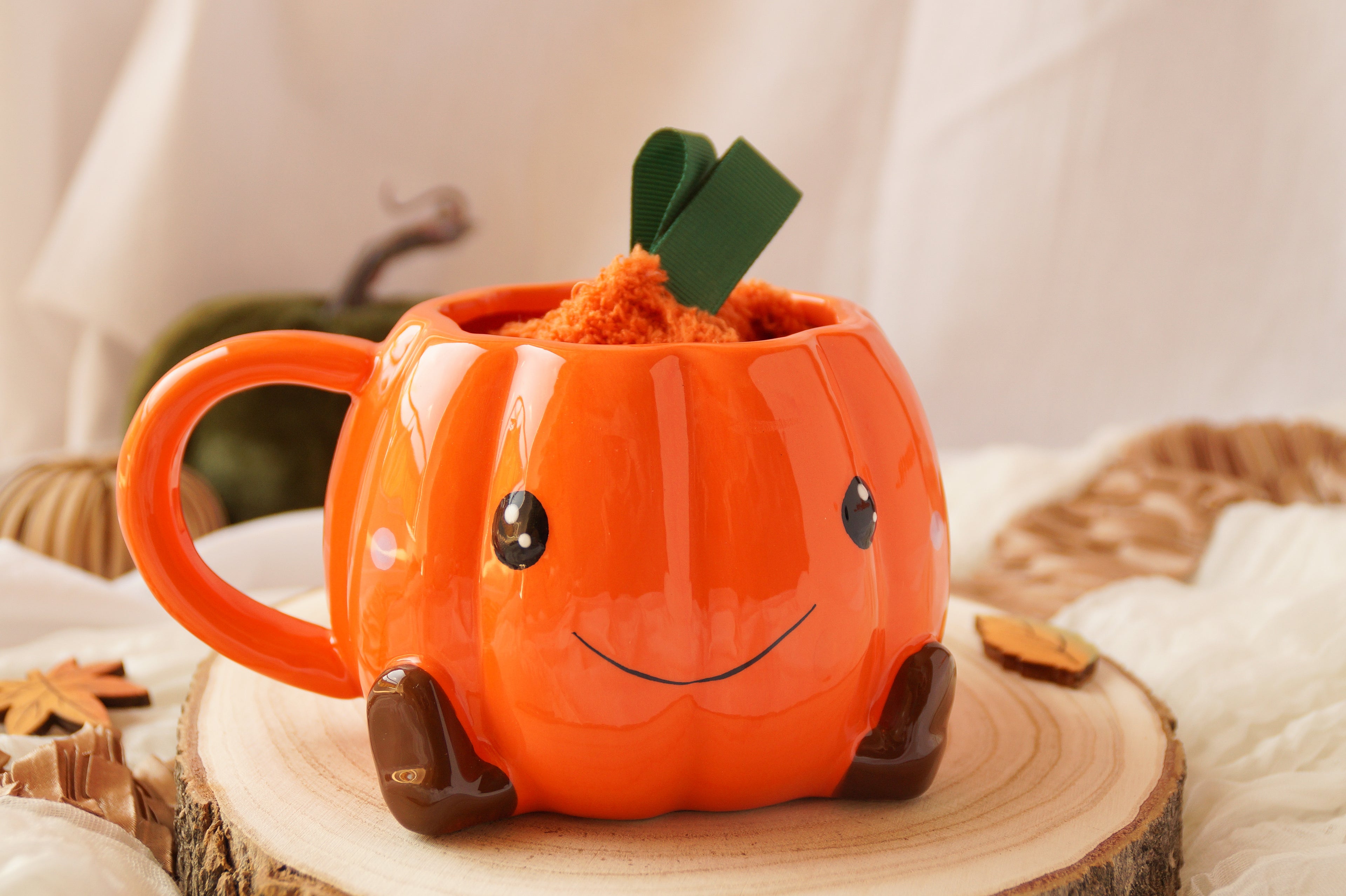 Tasse Pumpkin mit Kuschelsocken