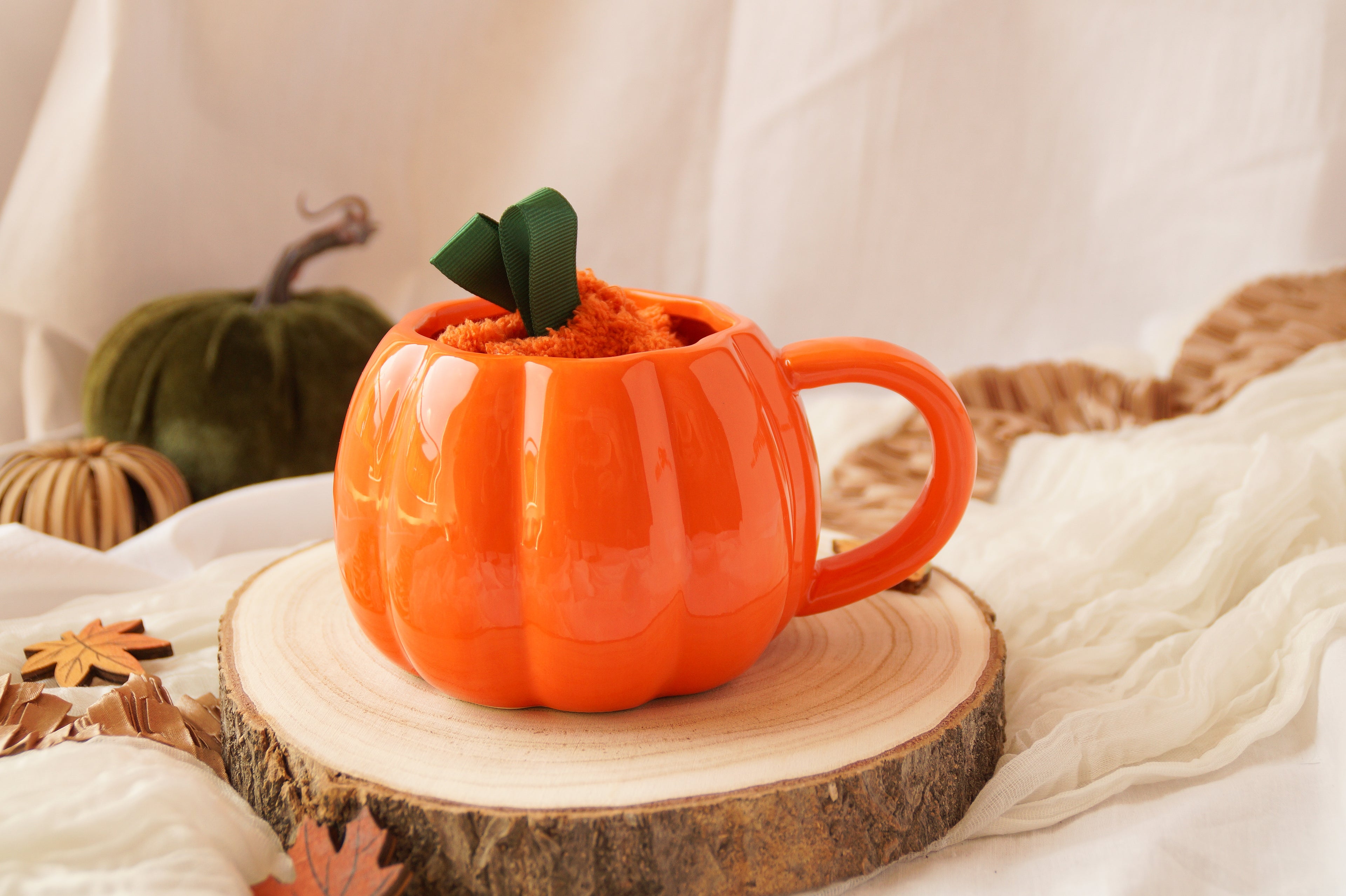Tasse Pumpkin mit Kuschelsocken